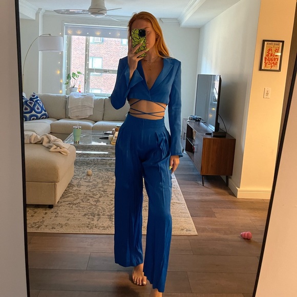 ⚡️ ZARA CROPPED BLAZER ⚡️ - Picture 6 of 6